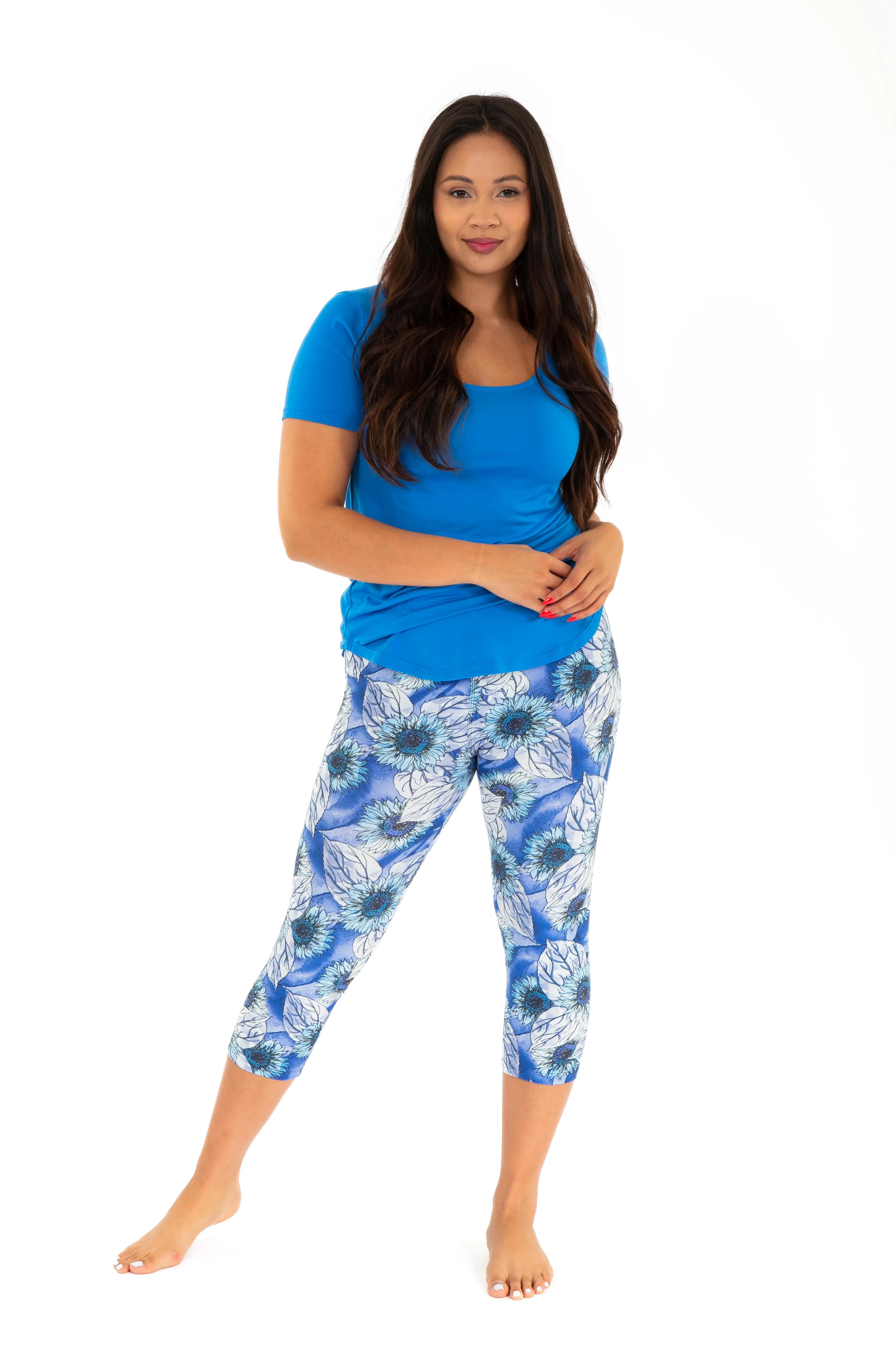 Blue Daisies - Capris - Image 3