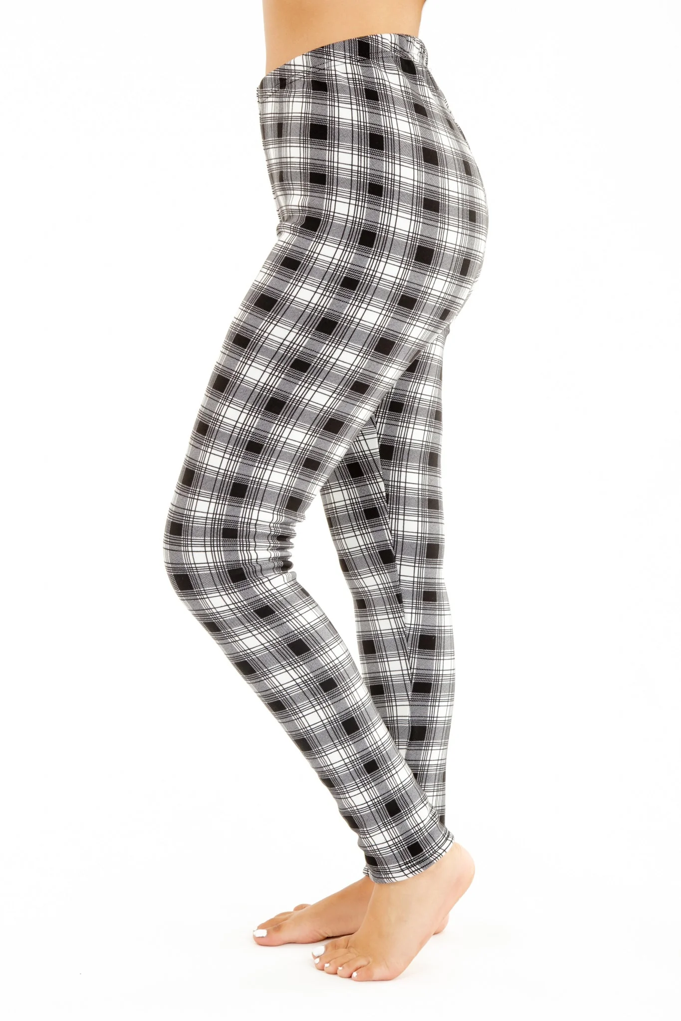 Plaid Fantasy - Cozy Lined Leggings